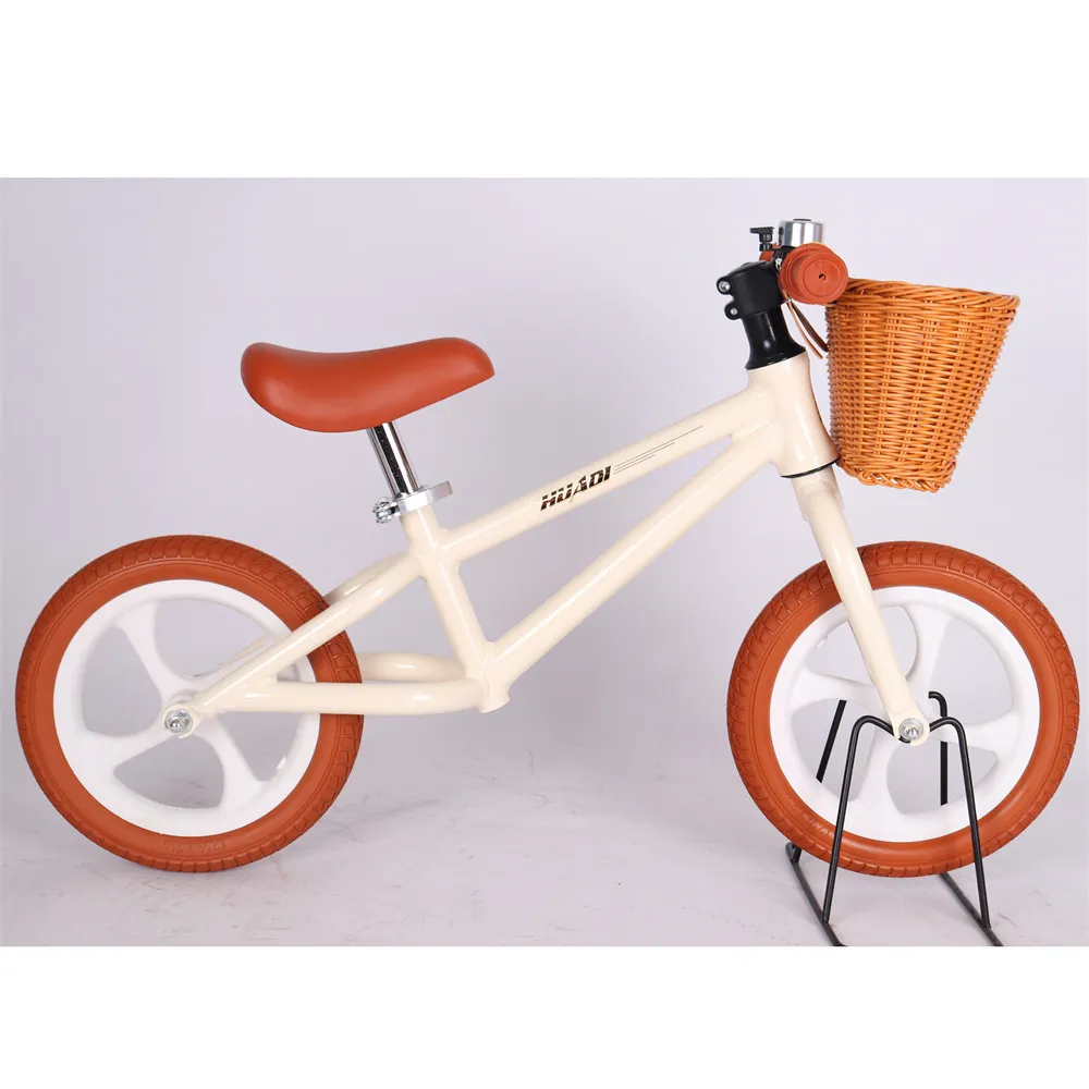 three wheel kick scooter