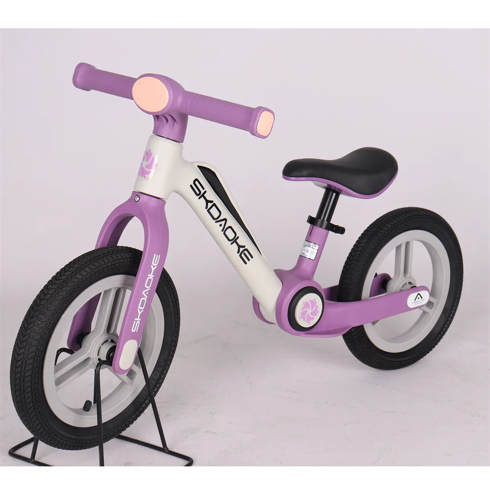 4 wheel childrens scooter